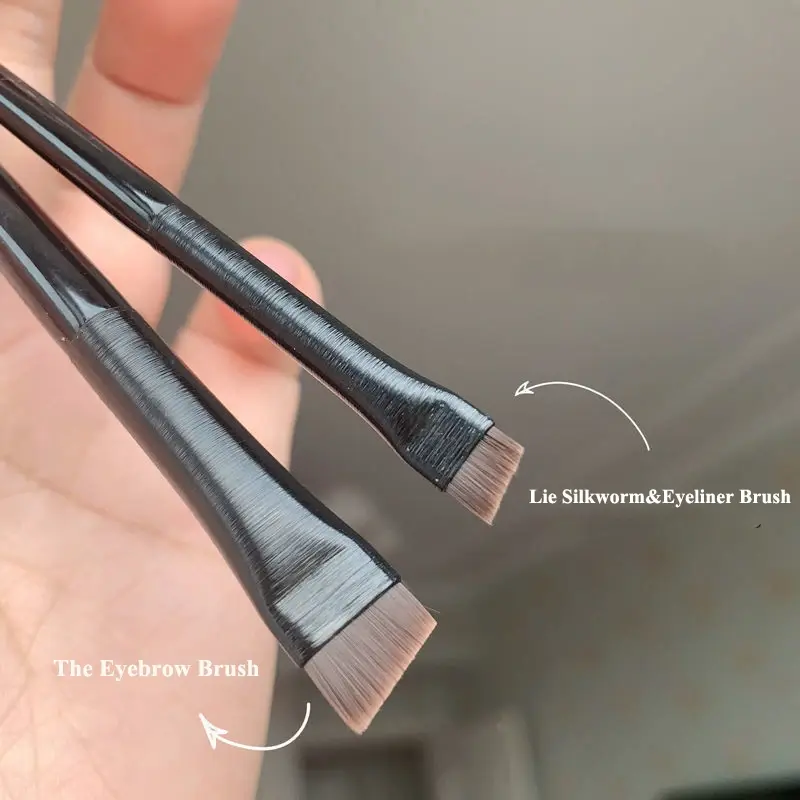Makeup Brushes for Women Flat Fine Blade Eyebrow Contour Brush Eyeliner Brush Pr