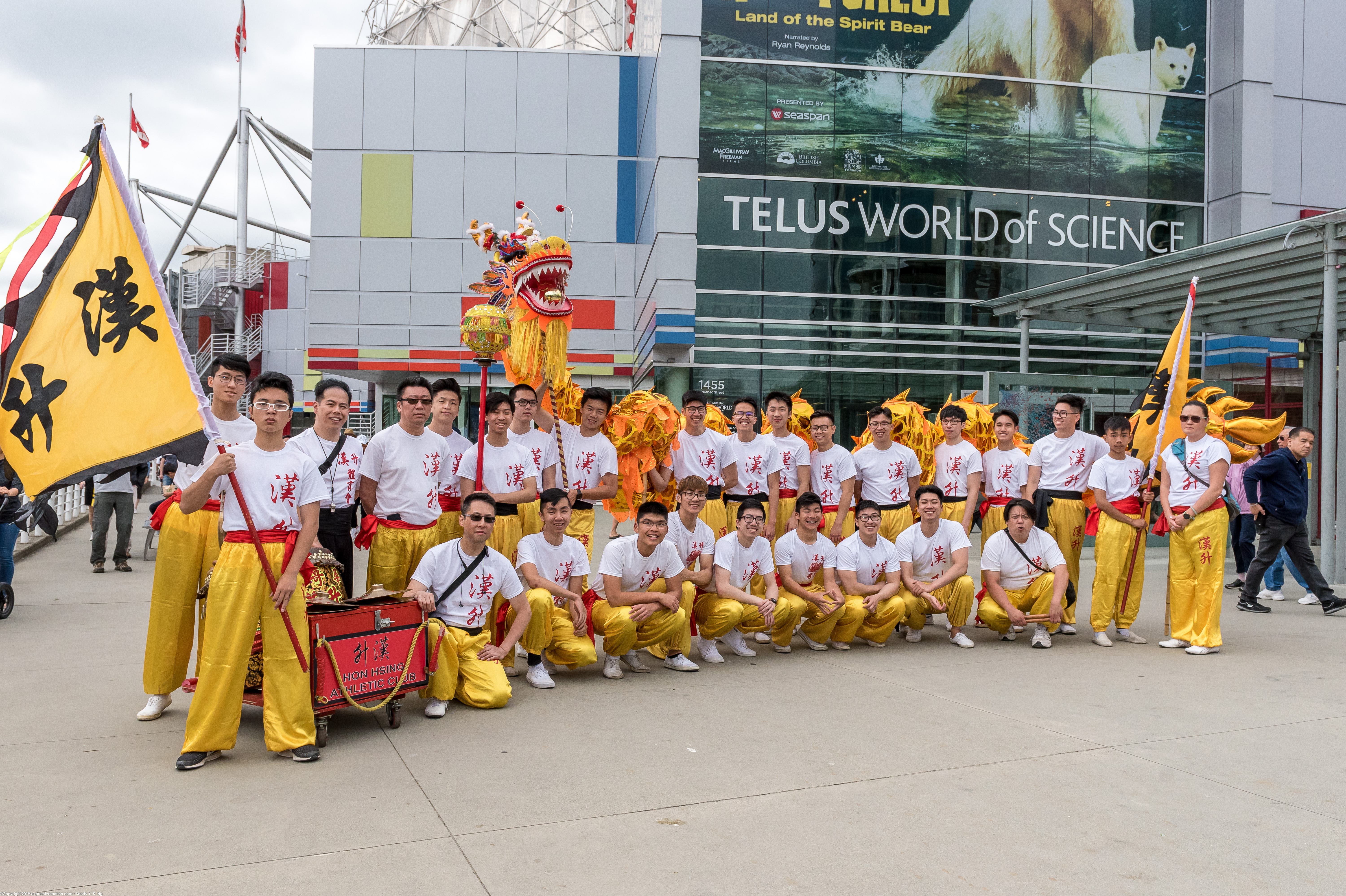 2019 Dragon Boat Festival group picture