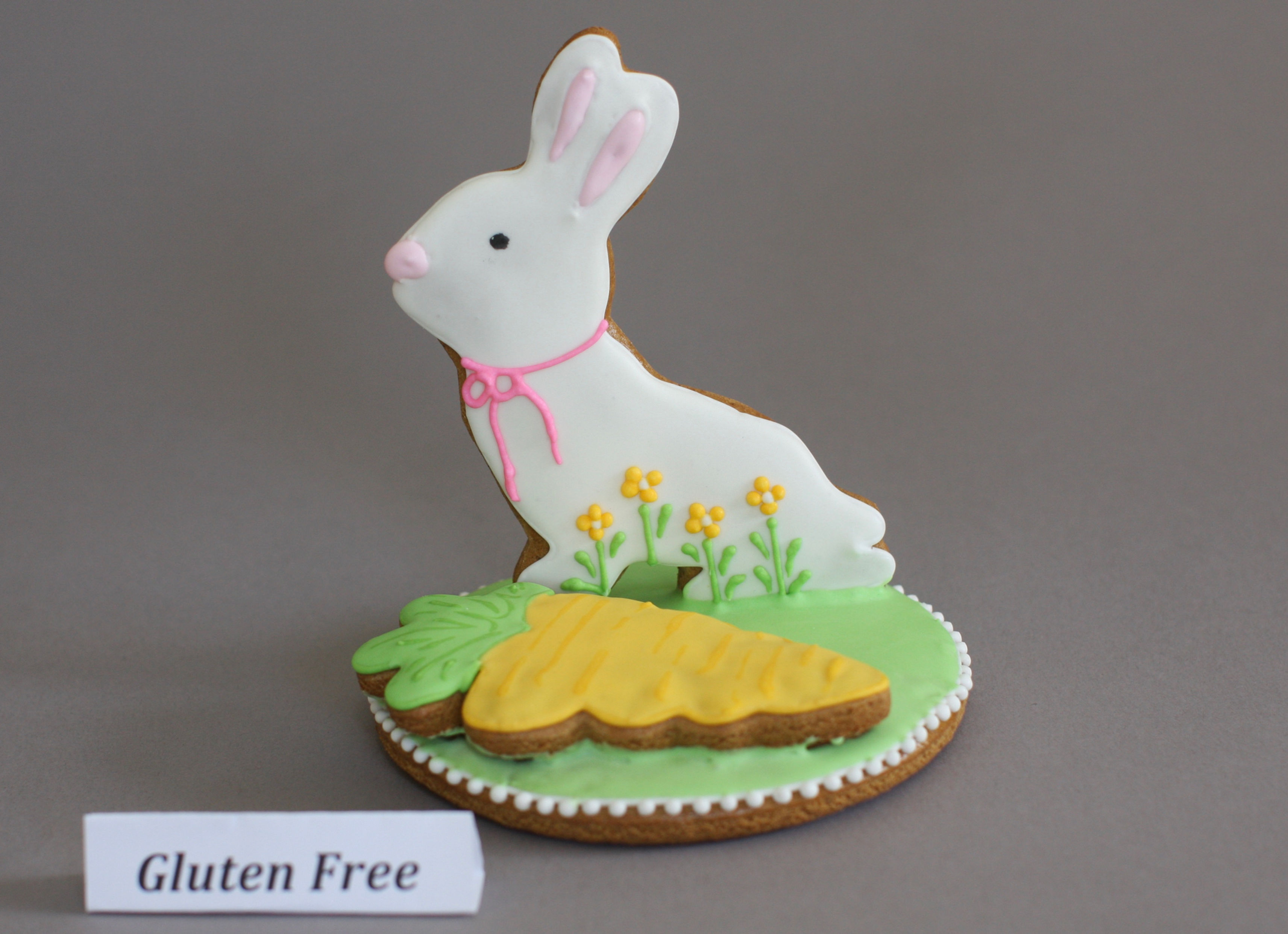 Bunny with carrot (gluten free)