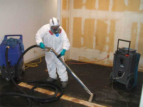 sewage_cleanup_royal.jpg