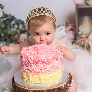Cake smash cake baker East Sussex