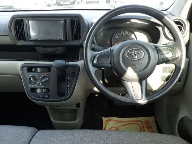 サムネイル： TOYOTA PASSO X GRADE
