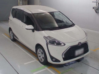 Toyota Sienta 2019
