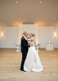 Newlywed first dance