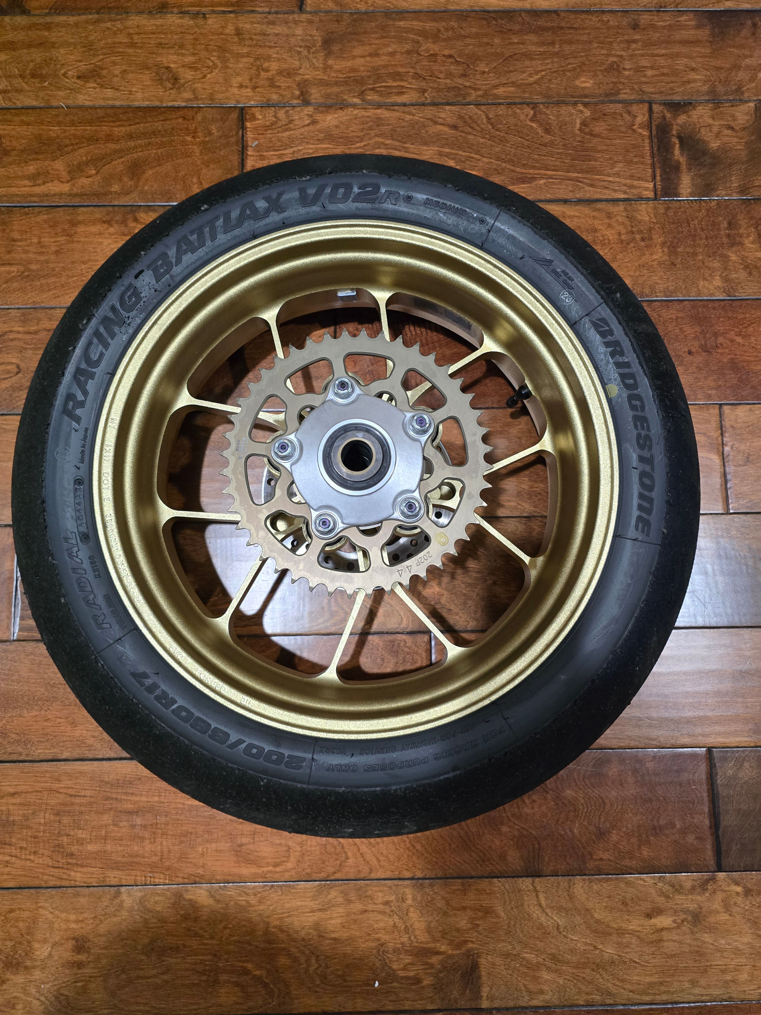 Aprilia Gold Forged Wheel Set RSV4/ Tuono