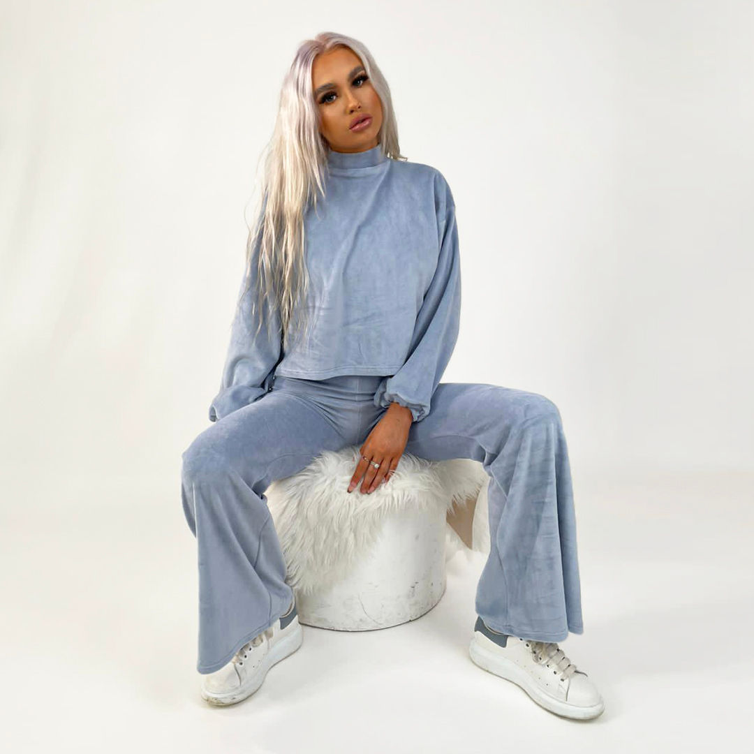 THATS SO.. THE SKYES THE LIMIT VELOUR JUMPER