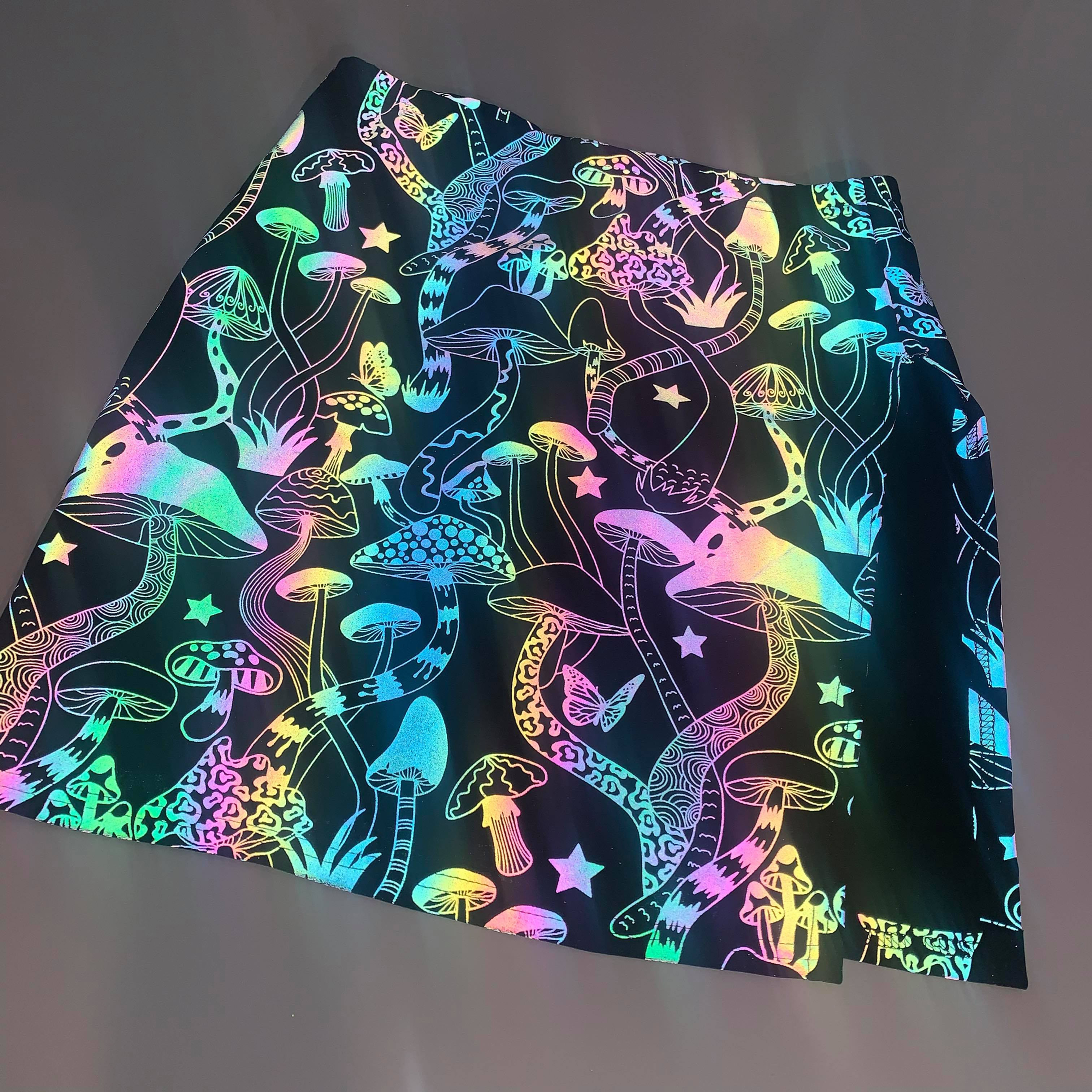 THATS SO.. TRIPPING OUT SLIT SKIRT