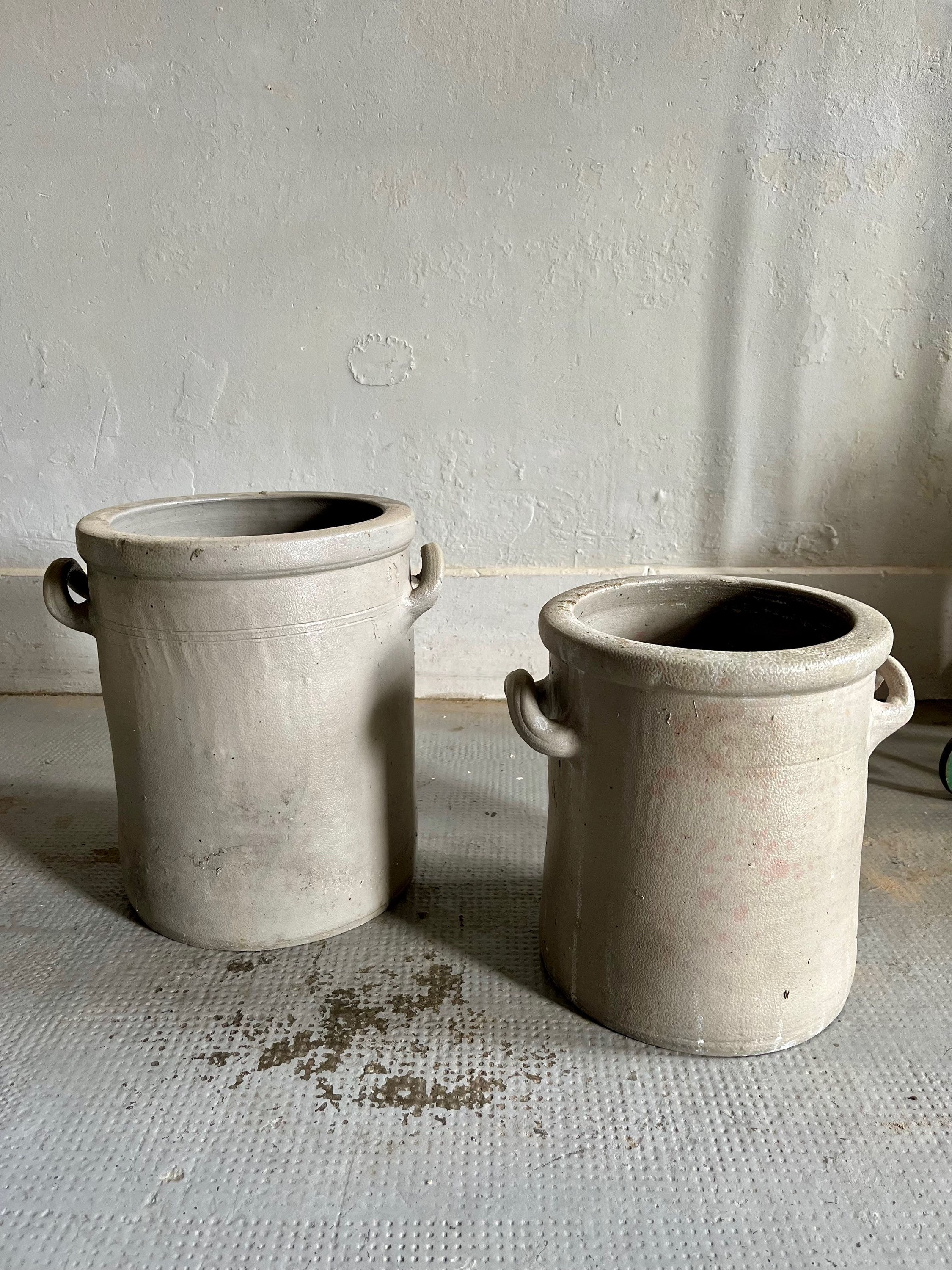 Pot en grès moyen modèle 