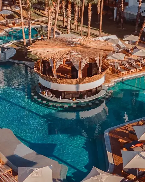 zona de alberca en Taboo Beach Club Los Cabos