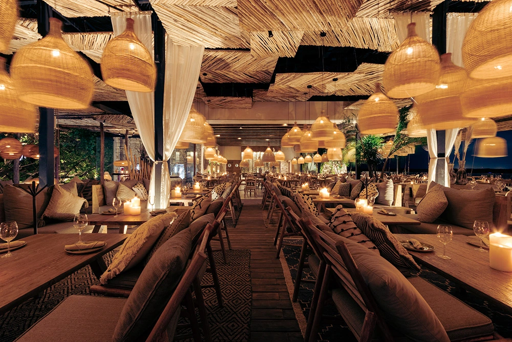 New Years Eve Dinner Chambao Cancún Grupo RosaNegra