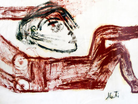 Runhild Roder, corps allongé comme une sculpture