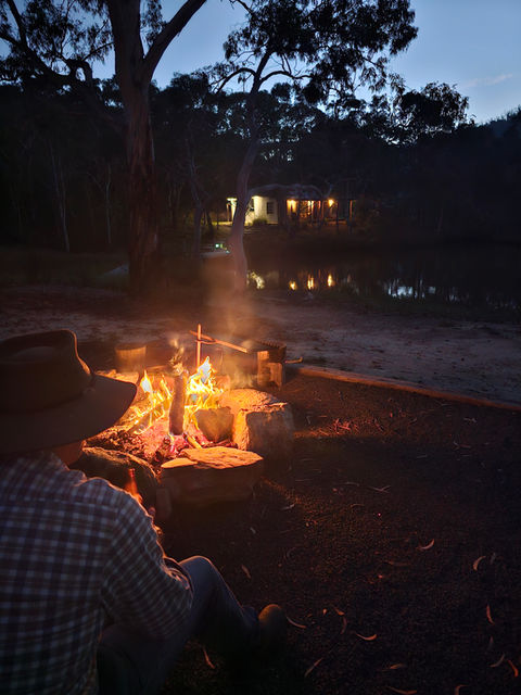 outdoor fireplace; outdoor cooking