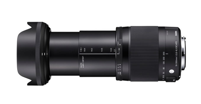 SIGMA: 18-300mm F3.5-6.3 DC MACRO OS HSM | C lense