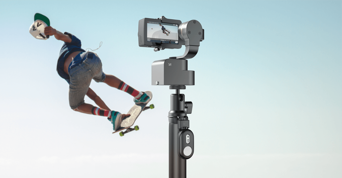 YI: 3-Axis Handheld Gimbal & Selfie Stick