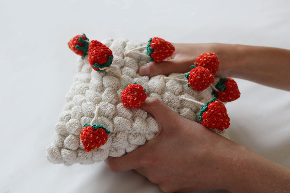 Strawberries (textiles, 2020)