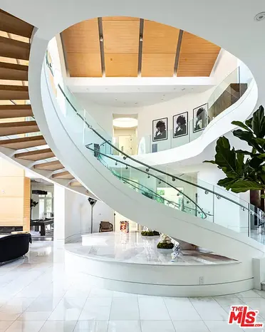 New Construction, Ground Up Build, Luxury Construction, Residential Construction, Commercial Construction, Developer, Spiral Stairs