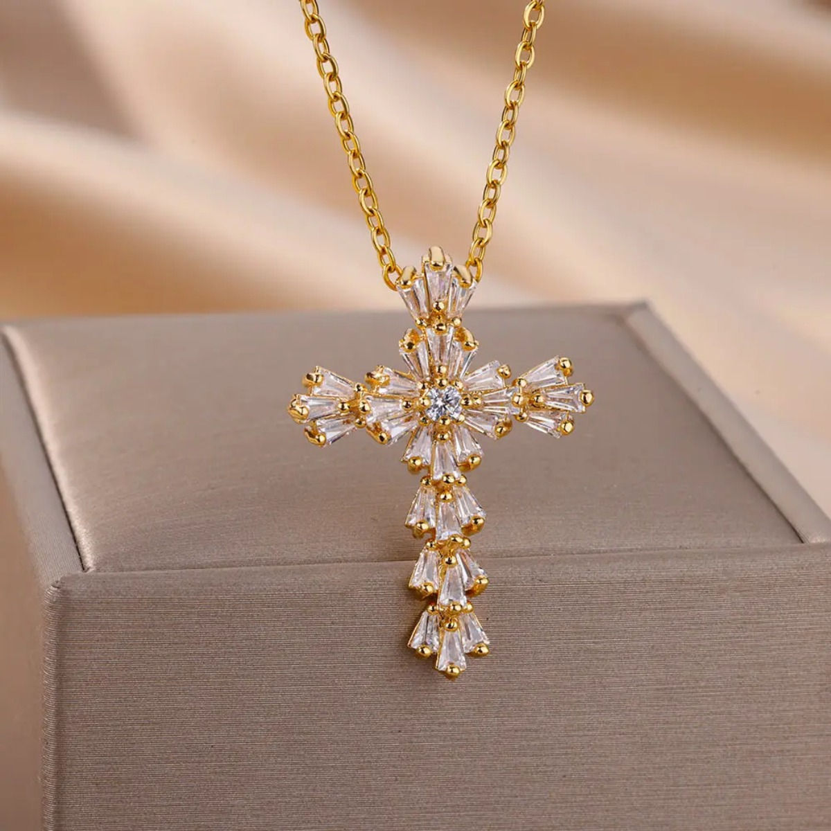 Luxury Zirconia Cross Pendant Necklace for Women Zircon Crystal Stainless Steel 