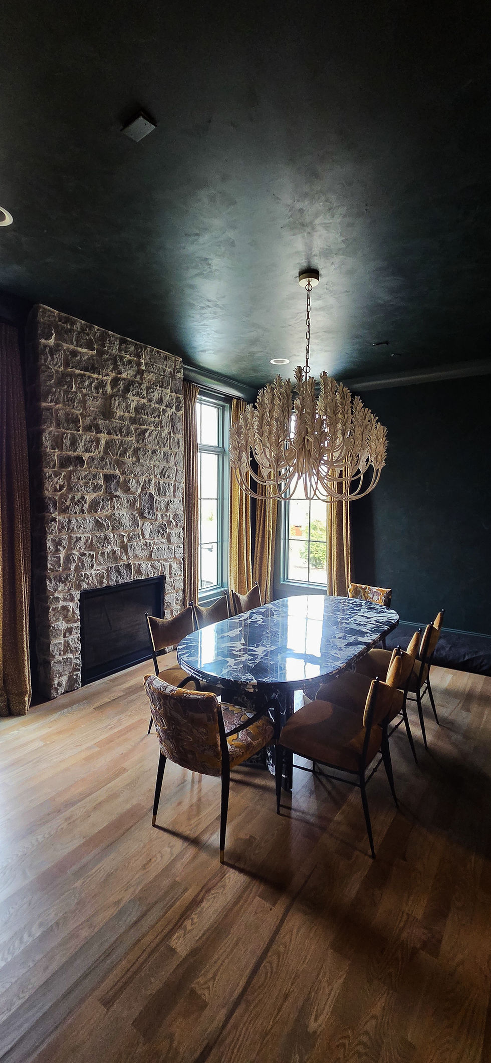 Eye-level view of a smooth Roman clay wall finish in a Nashville living room