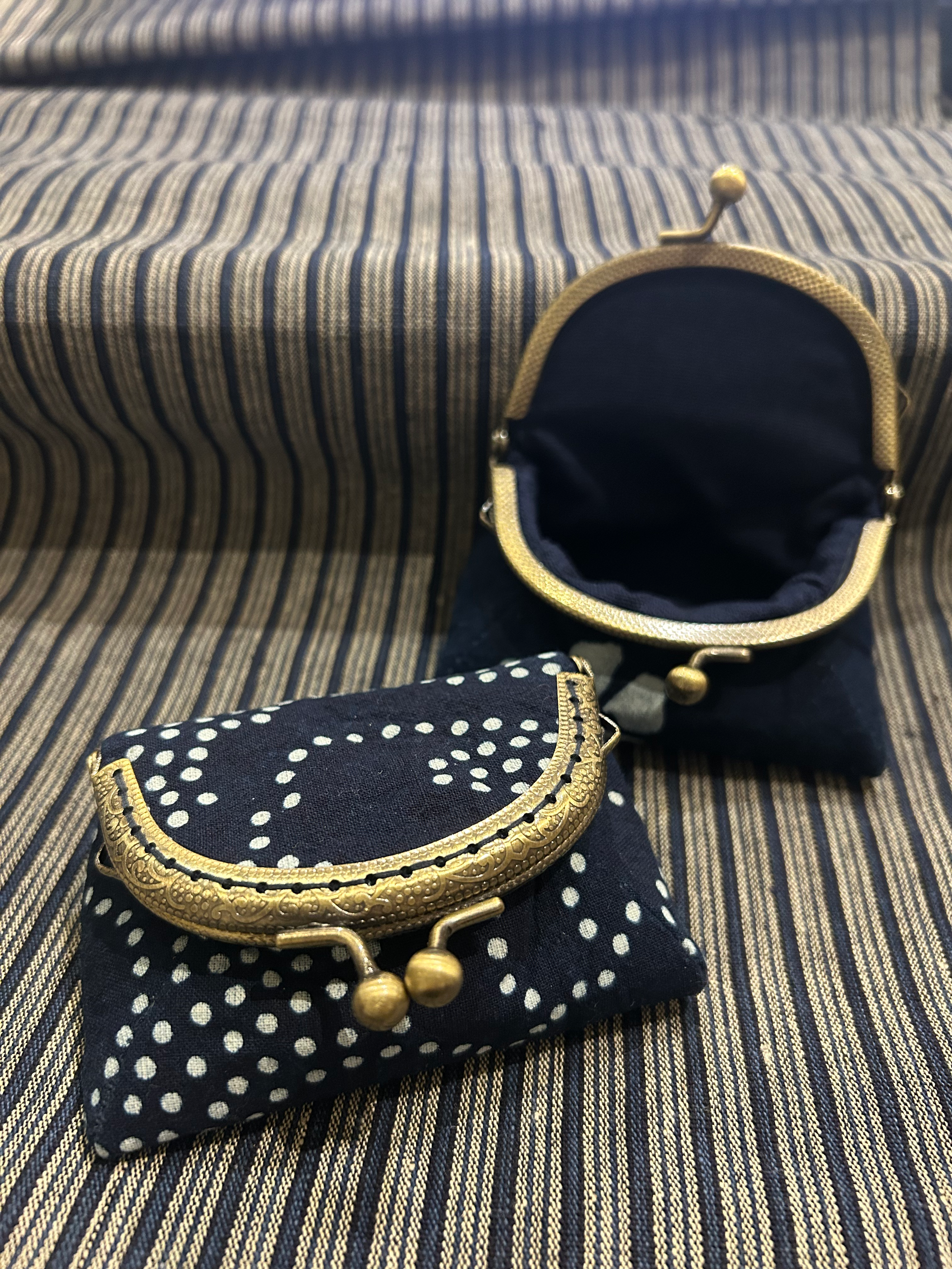 Boîte à bijoux en tissu 