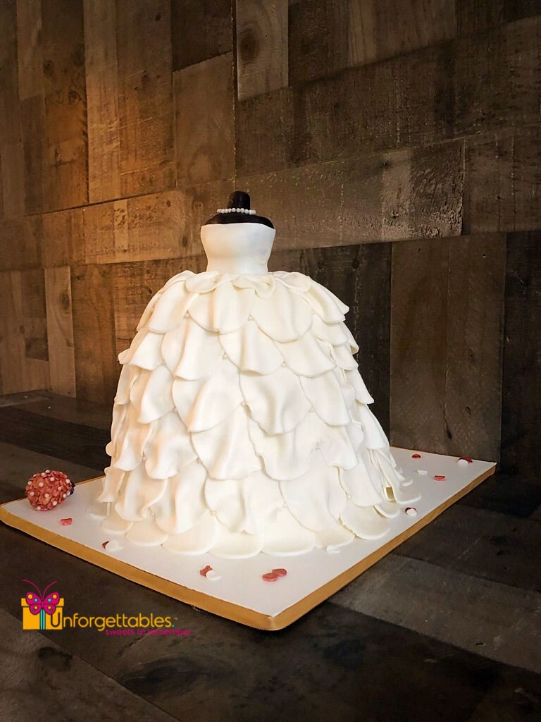 Sculpted Bridal Shower Wedding Dress Cak