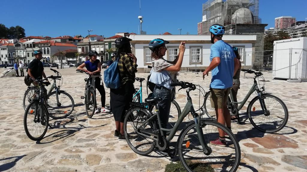 Old Town & Riverside Private Bike Tour