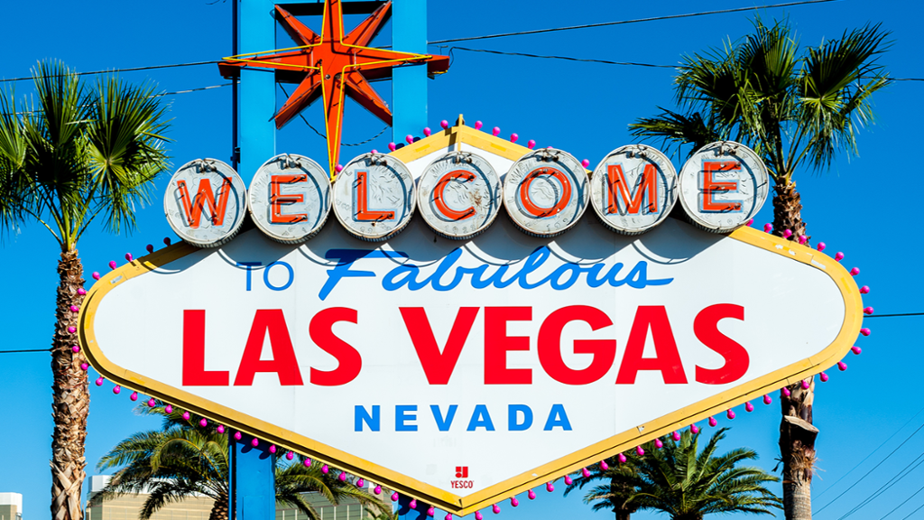 2 Days / 1 Night: Las Vegas with Hoover Dam - Tour
