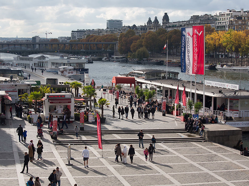 Thumbnail: Vedettes de Paris - Seine Sightseeing Cruise
