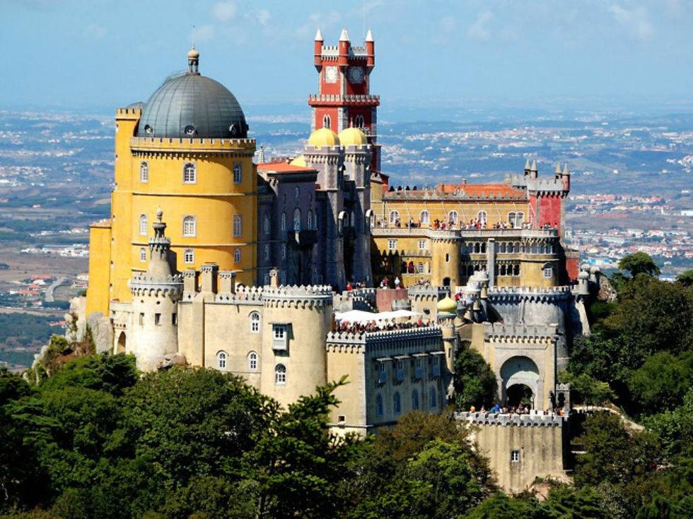 Thumbnail: Sintra Deluxe: Palacio da Pena, Colares, Cabo da Rocha, Cascais and Estoril – Fu