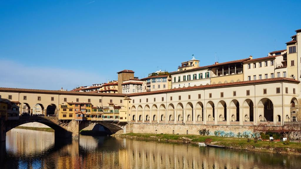 Vasari Corridor and Uffizi Gallery - Small Group Tour