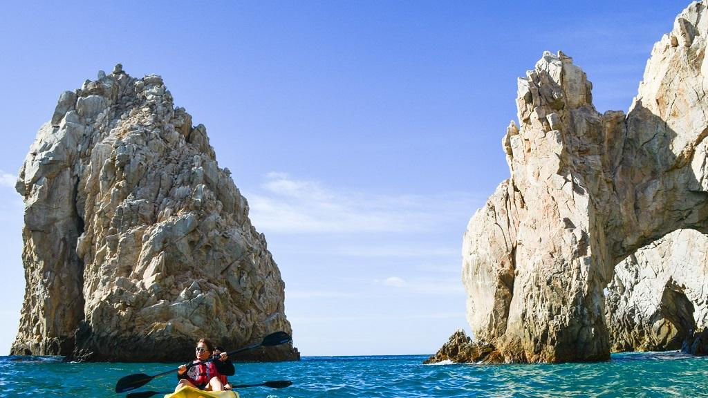 Cabo Kayaking and Snorkeling at The Arch - Half-Day Tour