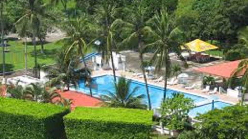Thumbnail: Sea , River and Pool for the Whole Family