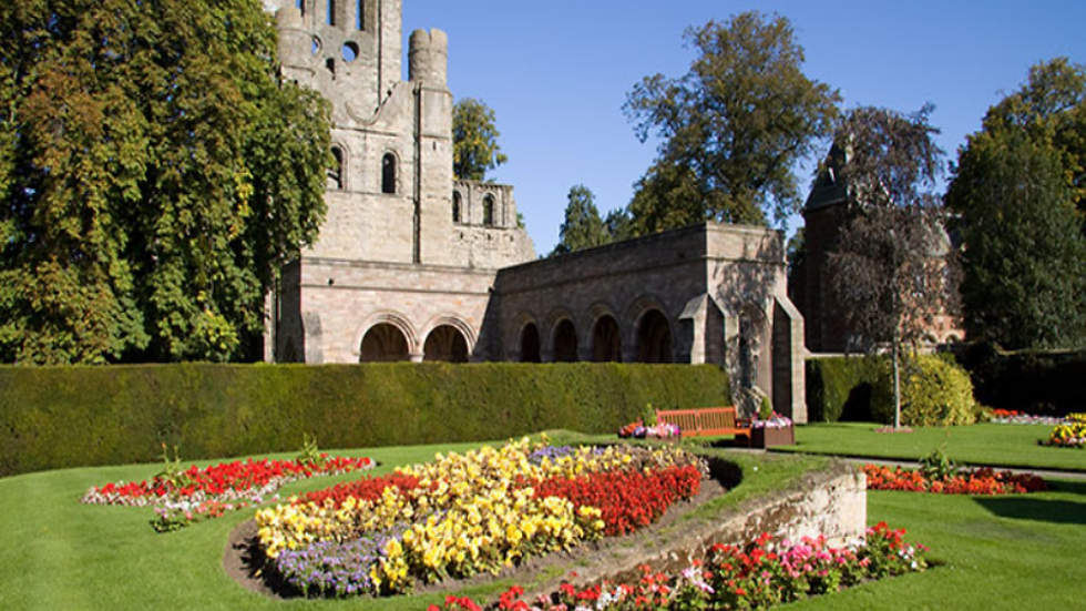Thumbnail: Alnwick Castle, the Northumberland Coast and the Borders - Small Group Tour