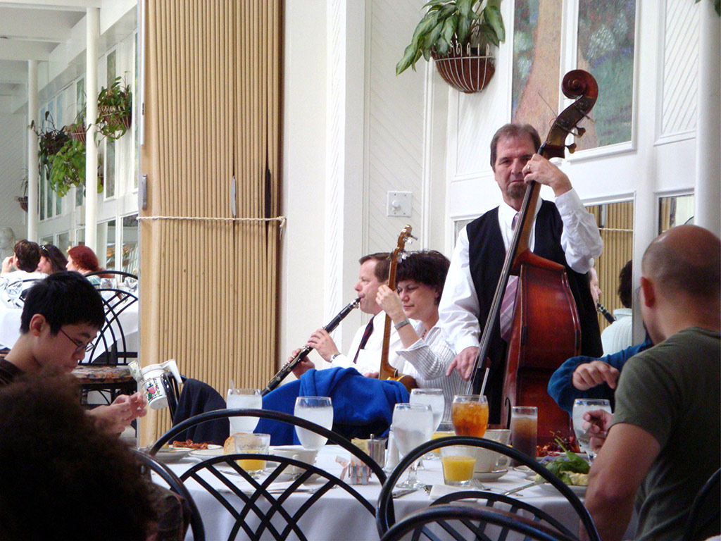 The Court of Two Sisters Restaurant - Brunch Buffet with Live Jazz