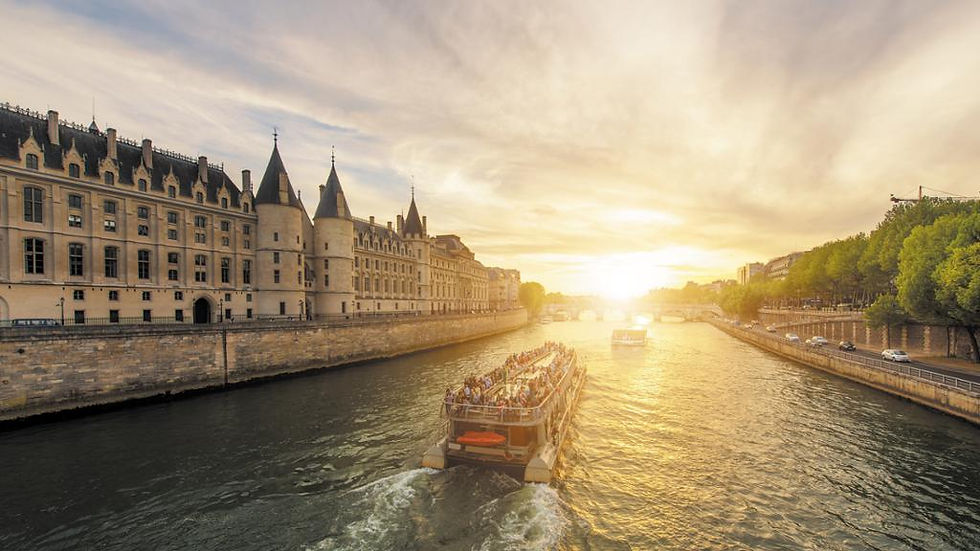 Thumbnail: Louvre Museum and Seine Cruise - Ticket