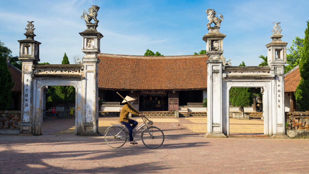 Duong Lam Village - Full-Day Private Tour