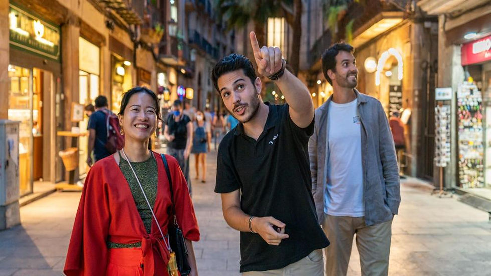 Thumbnail: Barcelona’s Best: Walking Tour with Fast-Track Entry to Sagrada Familia – Small 