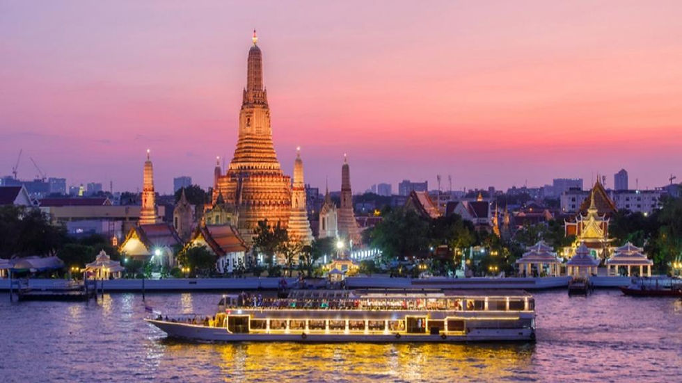 Thumbnail: Wat Pho and Wat Arun Small Group Walking Tour