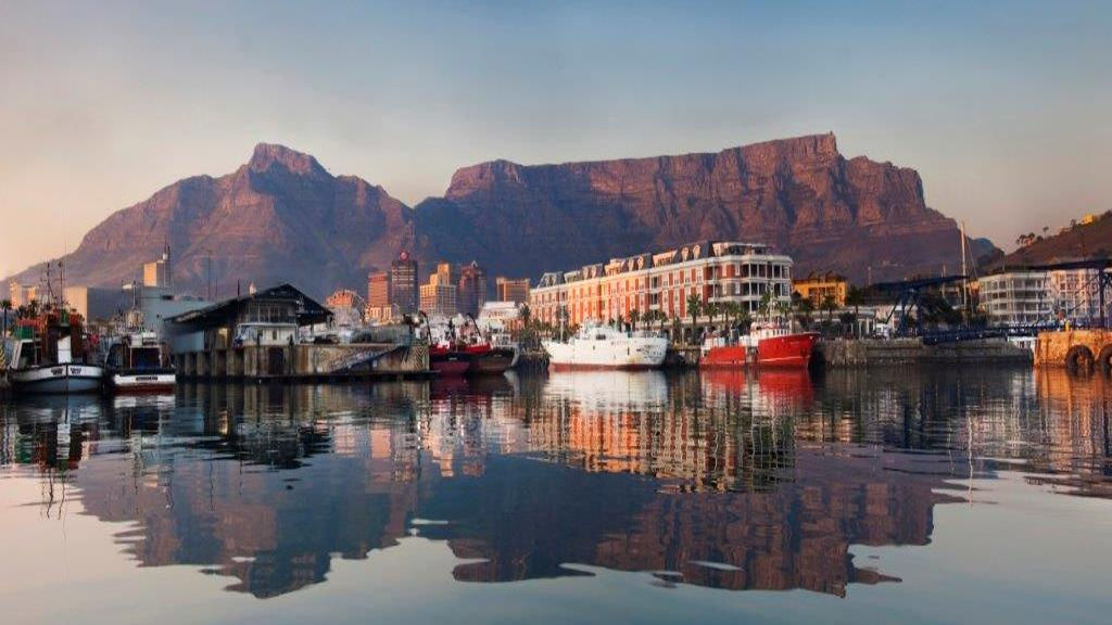 Cape Town City by E-bike - Half-Day Small Group Tour