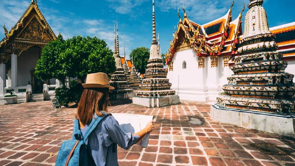 Thumbnail: Wat Pho and Wat Arun Small Group Walking Tour