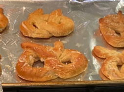 Homemade Soft Pretzels: An Easy Recipe