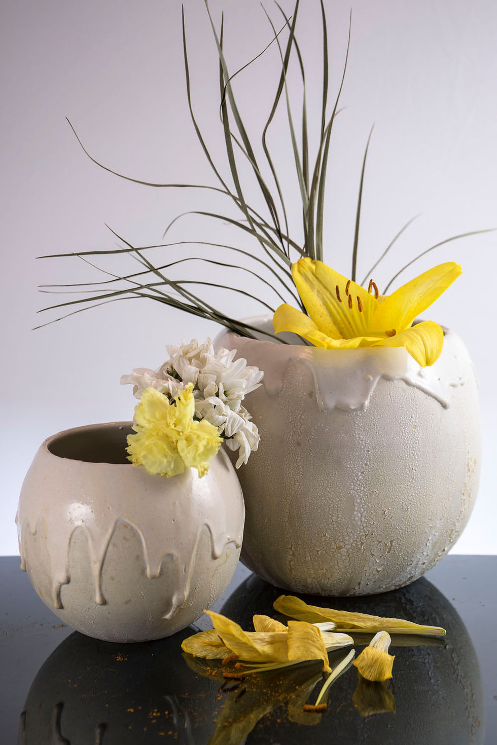 Miniatura: White Disaster Round Bowl Medium