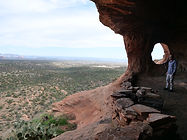 Robbers Roost Trail Hideout Cave Sedona Arizona red rock cliffs deer FR 9530 Coconino National Forest AZ Places
