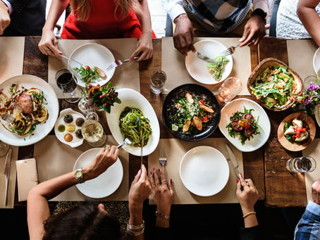 Eating Healthy While Dining Out  