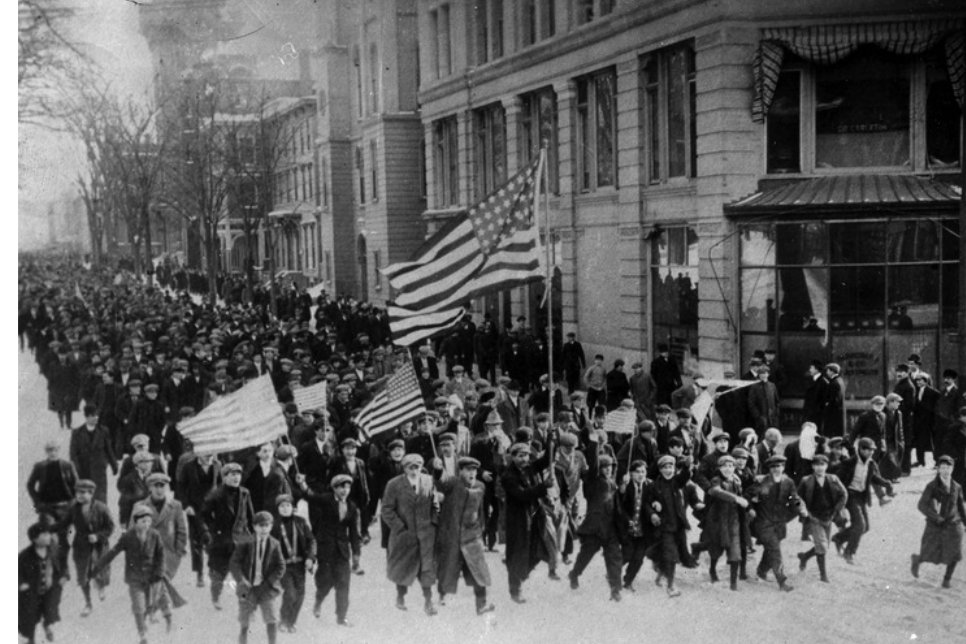 Lawrence Strikers.png