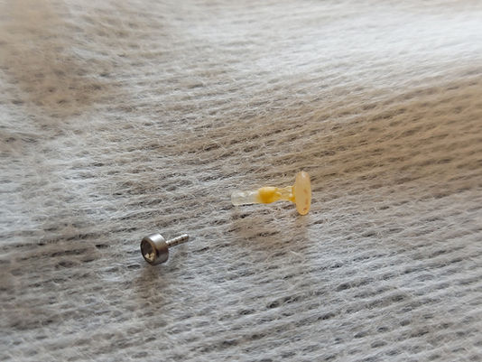 How to choose the right piercing jewelry? The importance of jewelry quality.