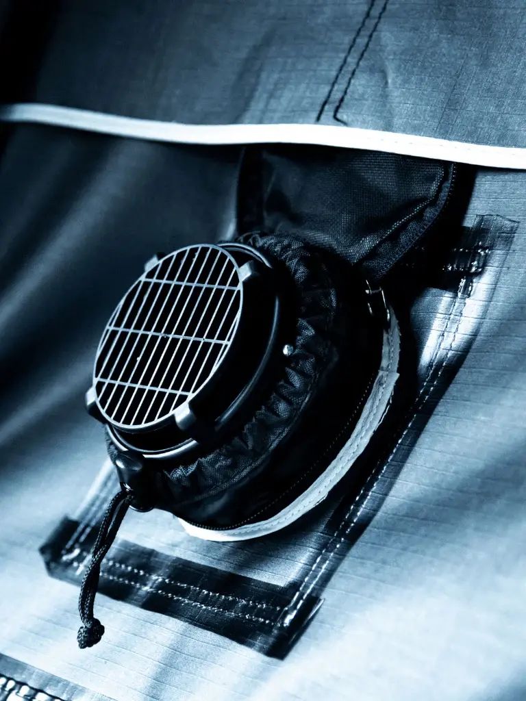 Thumbnail: D-LUXE Hard Shell Rooftop Tent - Lucas Creek