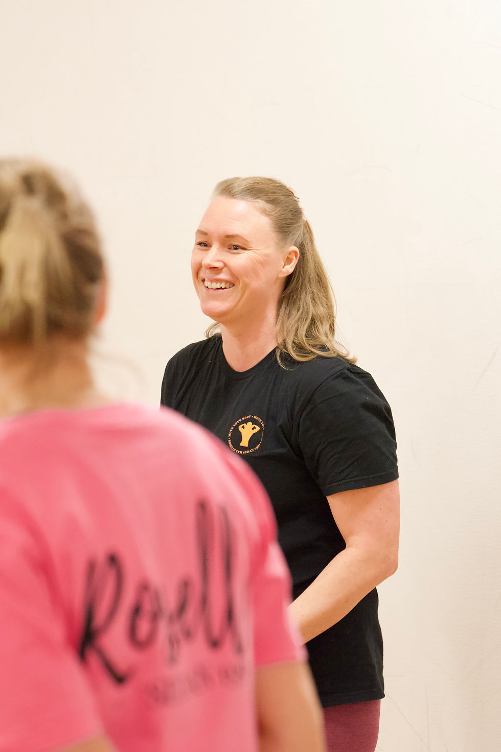 Glad kvinna, Rosells Gym, personlig träning