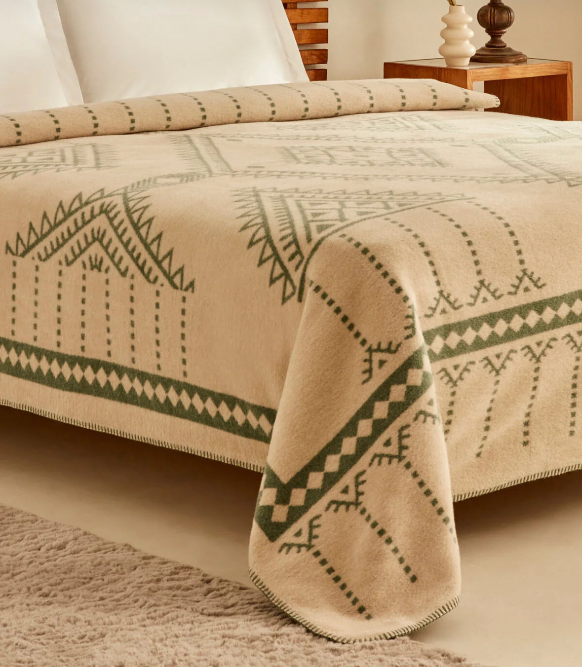 Wohndecke Marla aus Biobaumwolle Mix 200x220cm in Grün