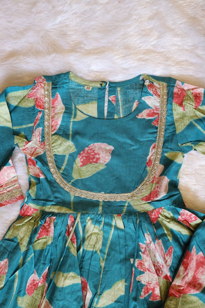 Thumbnail: LOTUS BLOOM SHARARA SET