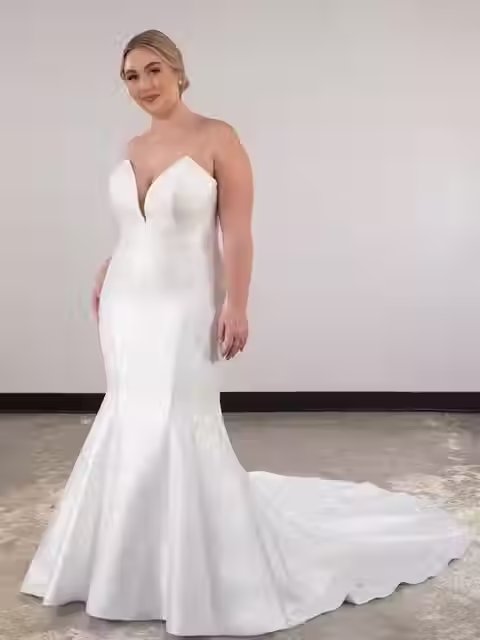 Plus Size Wedding Dress Fitted